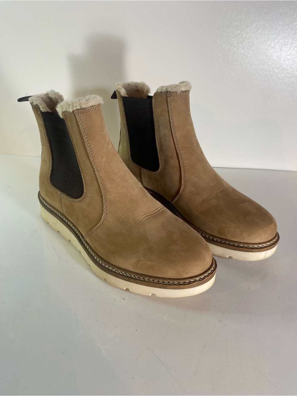 Alpine Design Blaze Chelsea Ankle Boots Size 6